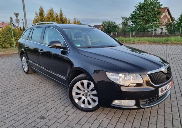 Skoda Superb cena 37900 przebieg: 299251, rok produkcji 2012 z Czarne małe 596
